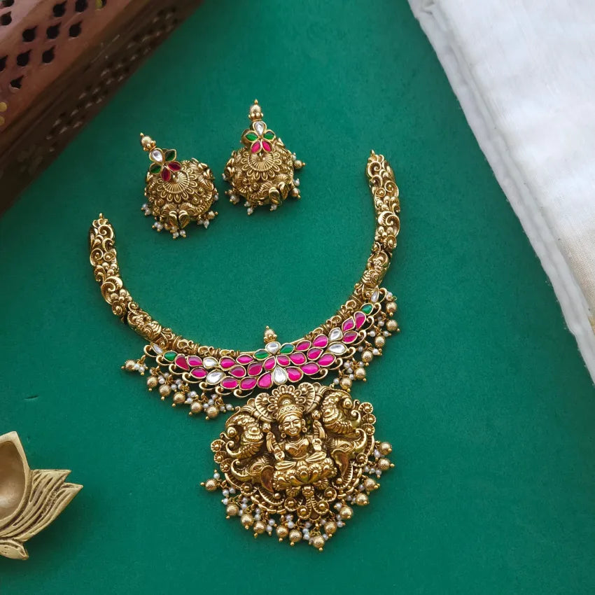 Bhumika Jadau Neckpiece
