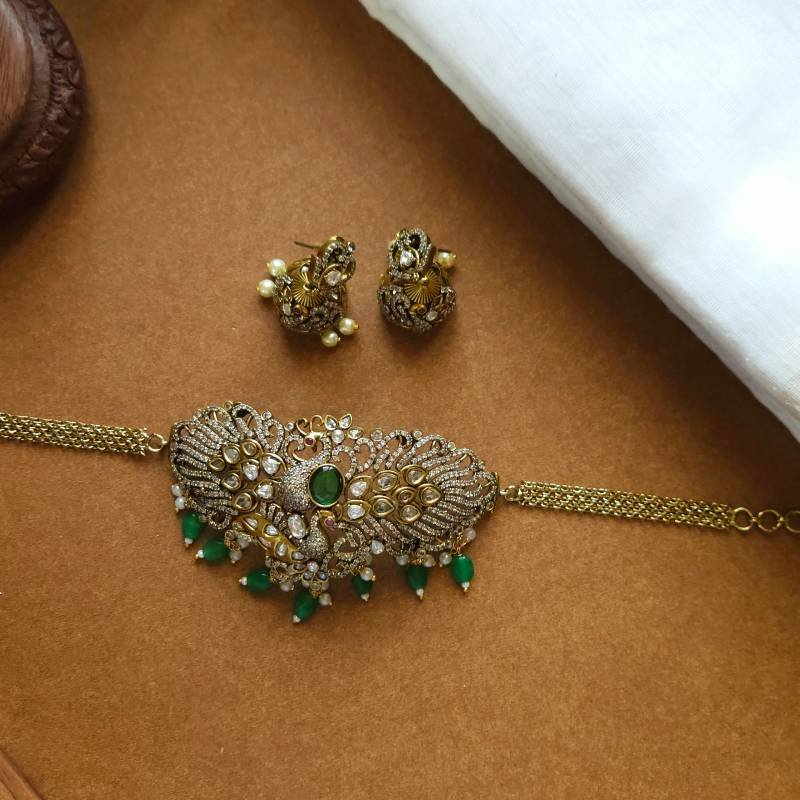 Victorian Peacock Chocker