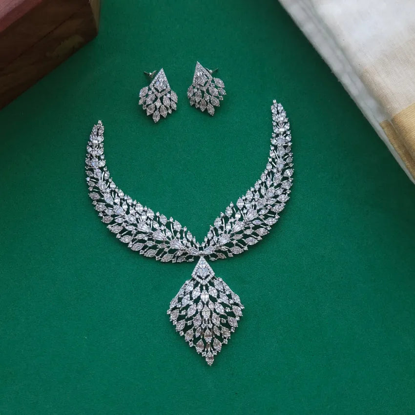 Idigas -Diamond Replica Neckpiece