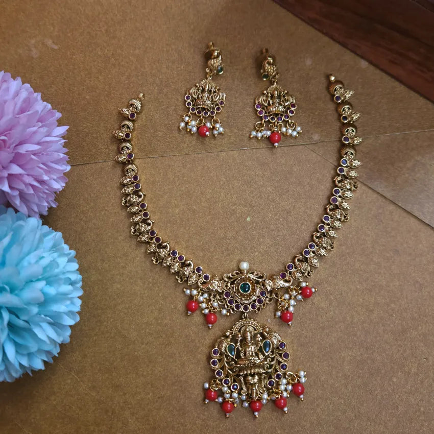 Kumutha Antique Necklace