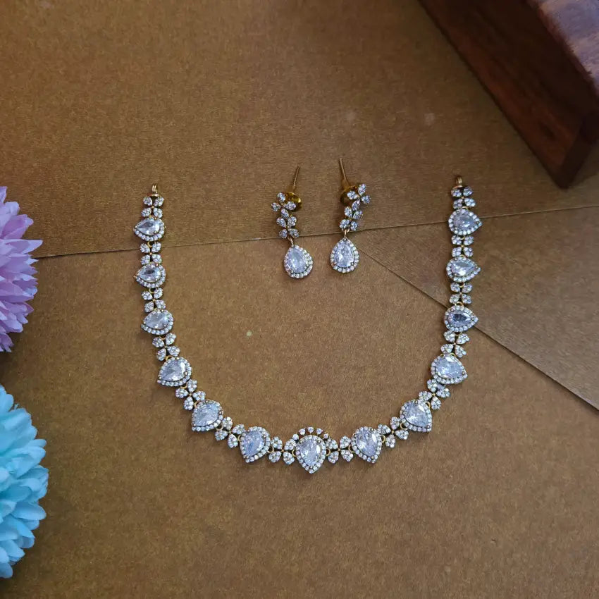 Mariya White AD Necklace