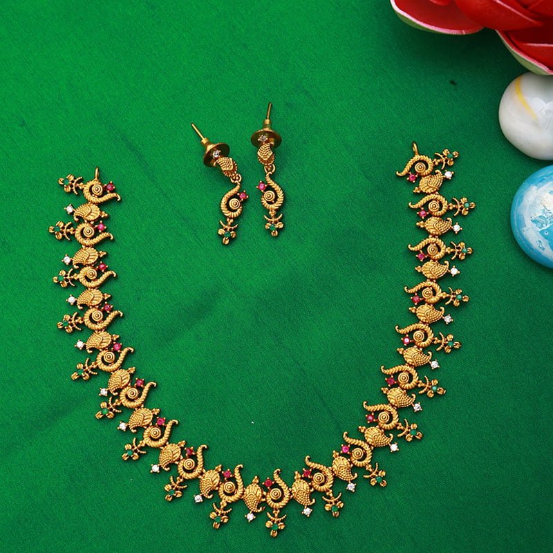 Sangu Design Matte Neckpiece