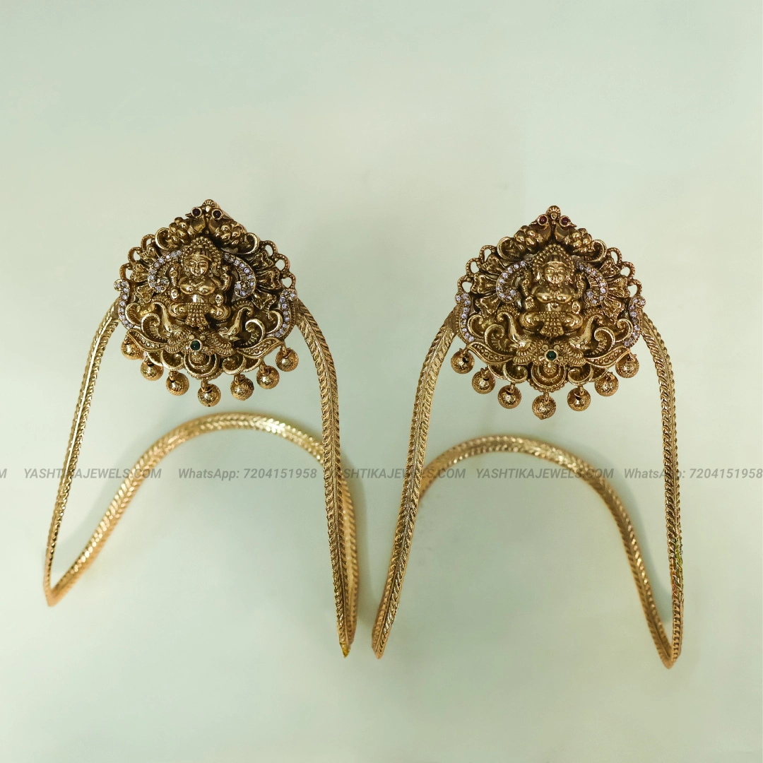 Antique Lakshmi Vanki
