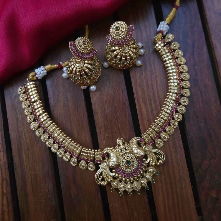 Aaneha Antique Neckpiece