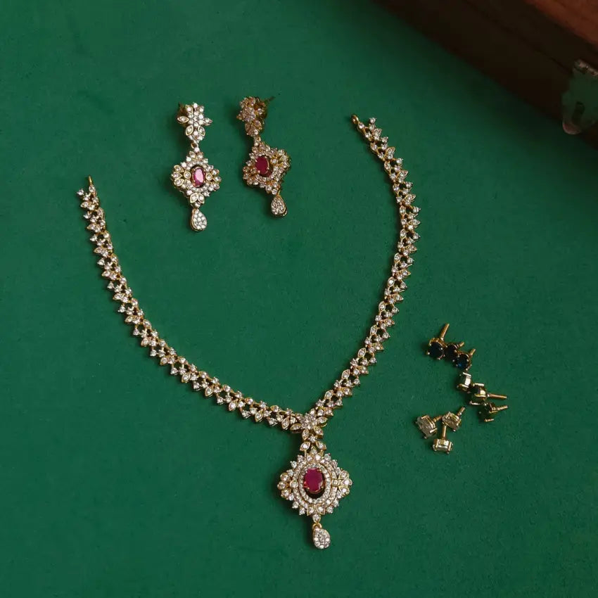 Aarya AD Interchangeable Neckpiece