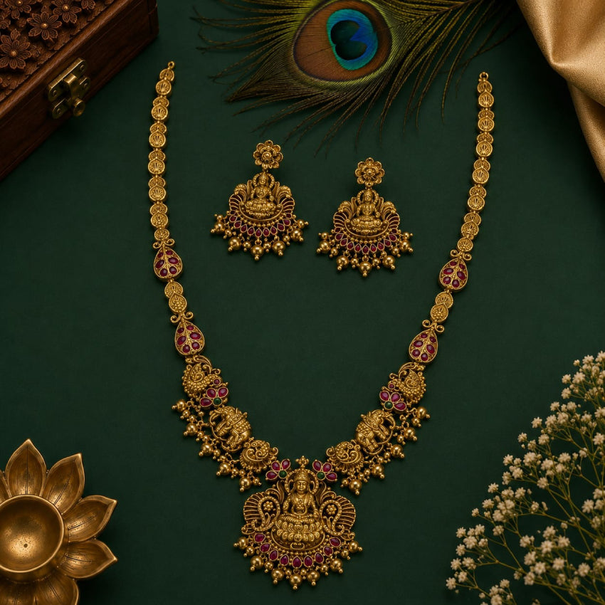 Adhiya Lakshmi Haram