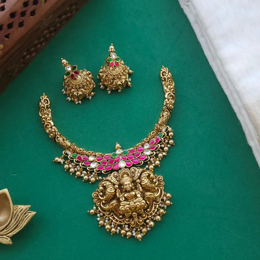 Bhumika Jadau Neckpiece