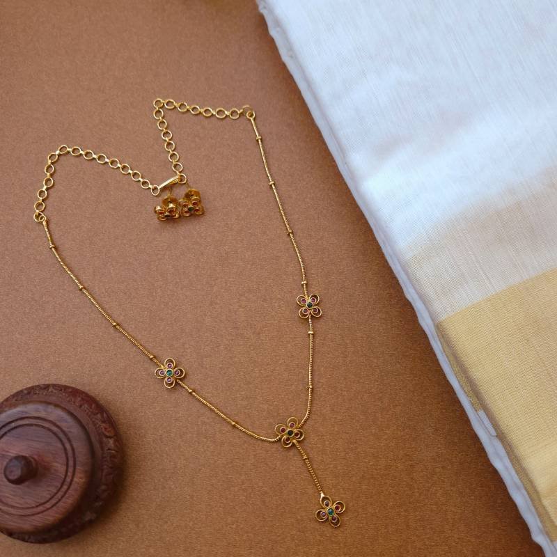 Floral Neckpiece