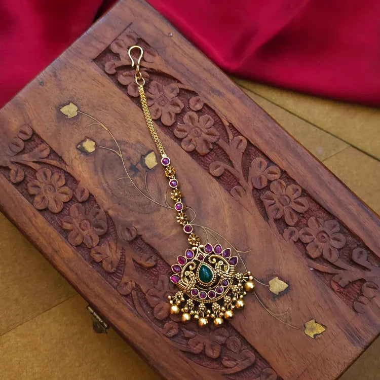 Floral Peacock Tikka