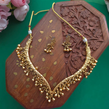 Gold Inspired Hasli Necklace