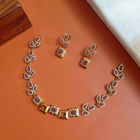 Indo Western Neckpiece