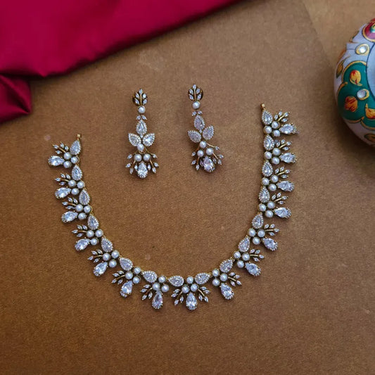 Iris Kundan AD Necklace