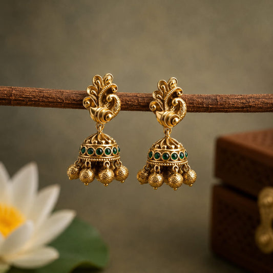 Nadhiya Mini Jhumki