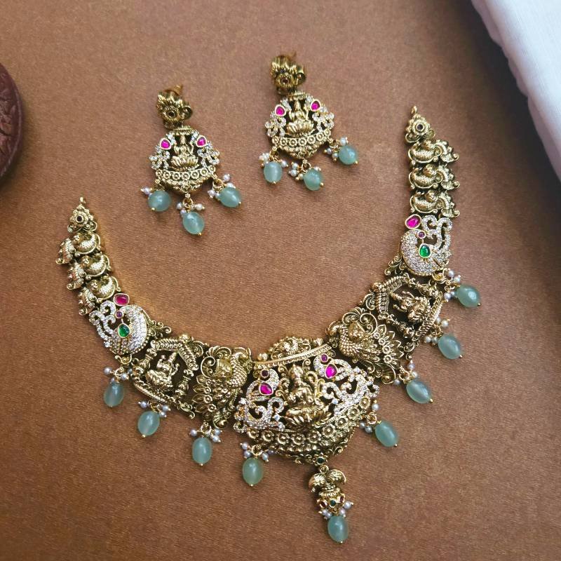 Varsha Jaadu Neckpiece