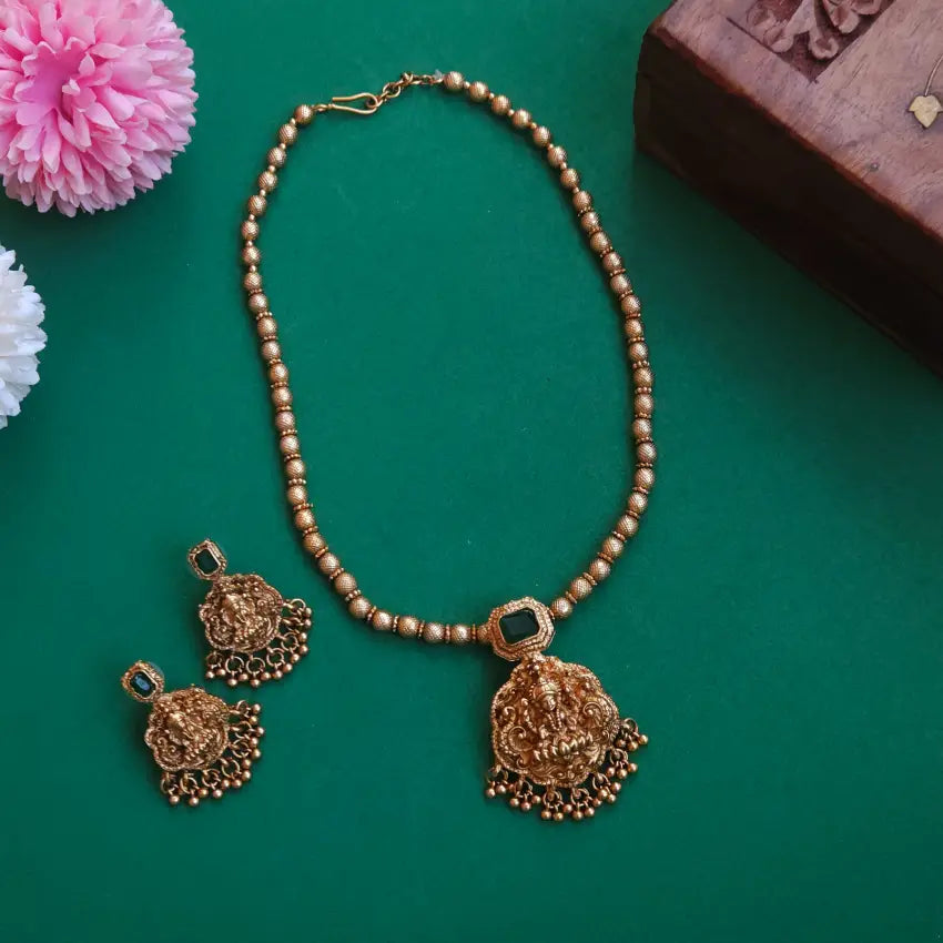 Lakshmi Ball Chain - Green