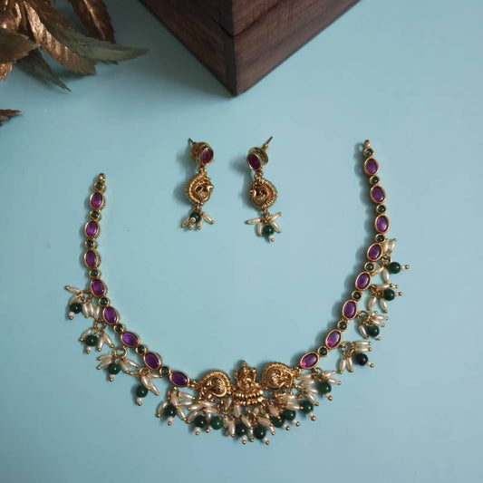 Chandrika Neckpiece