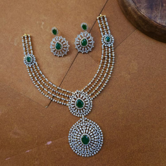 Liza AD Green Neckpiece