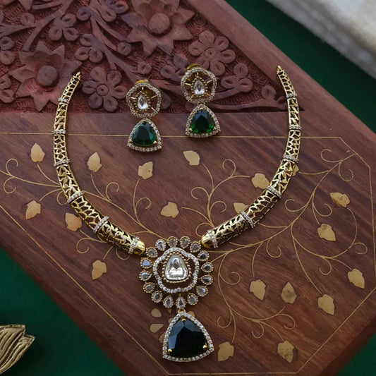 Manasilayo Hasli Neckpiece