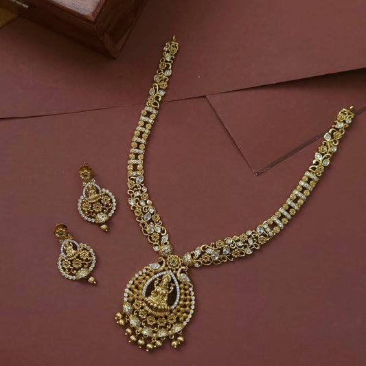 Mirnazhini Mid-length Neckpiece