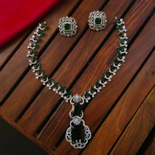 Nita Ambani AD Pendant Neckpiece