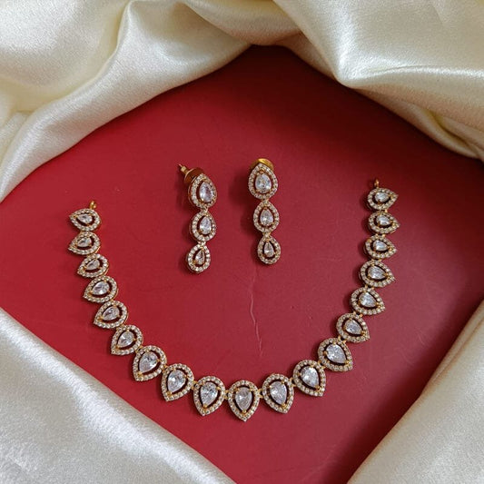 Nyla Party Wear Neckpiece