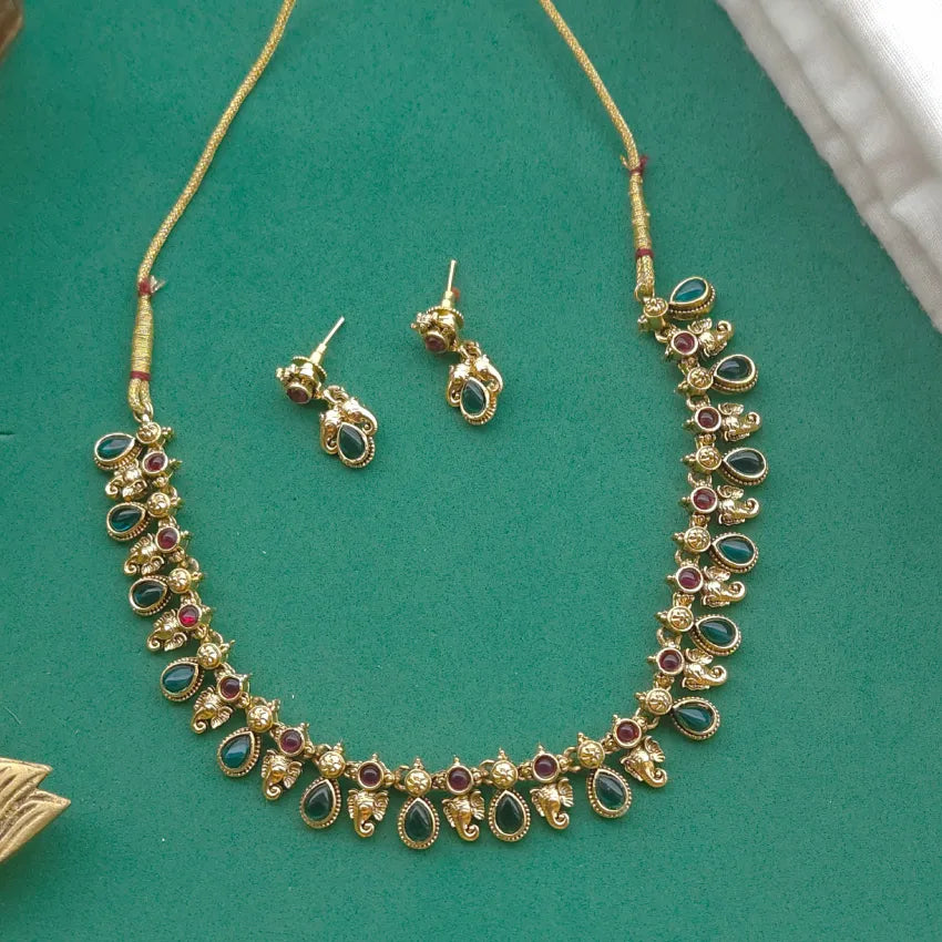 Palakka Necklace