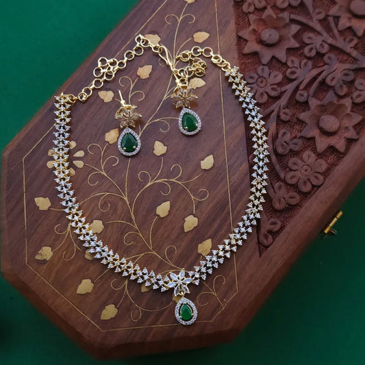 Pami Floral AD Neckpiece