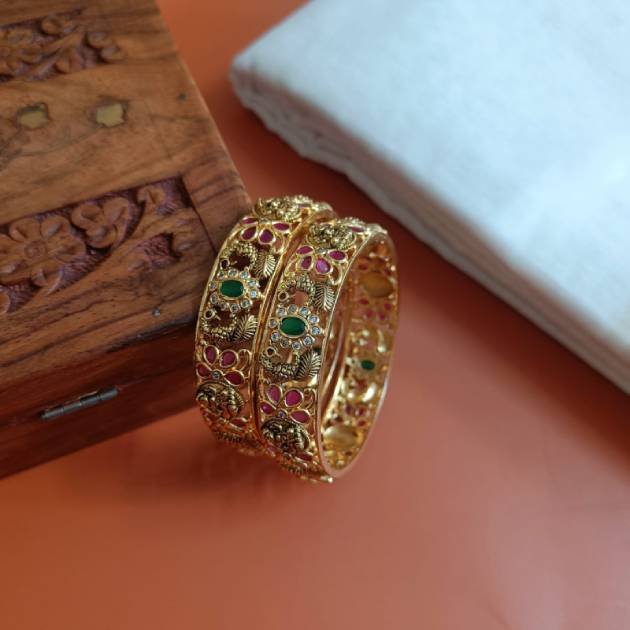 Peacock Bangles