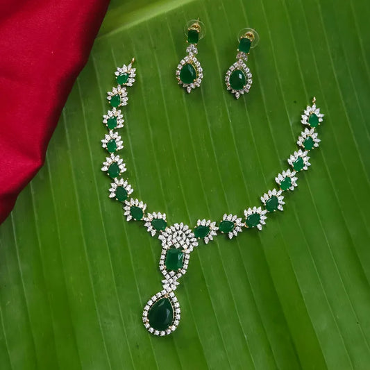 Richel GJ Green Necklace