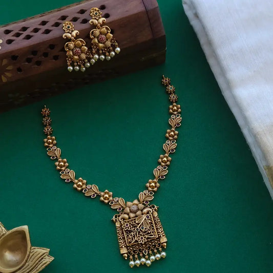 Senorita Antique Neckpiece Version 2