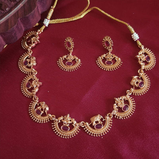 Vaaranam Red Stone Neckpiece