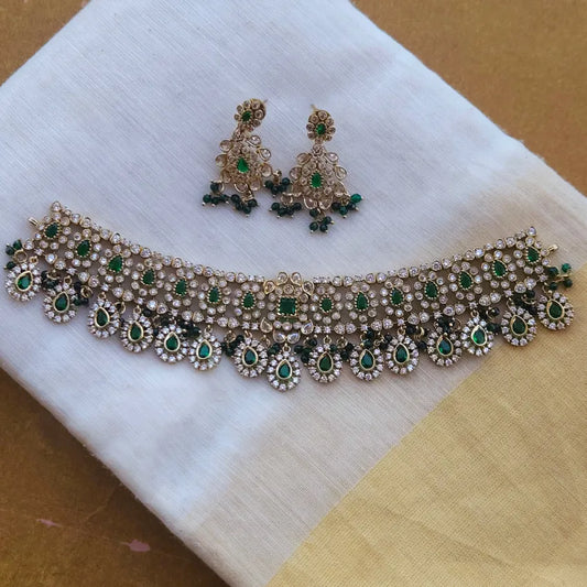 Liana Victorian Choker - Green