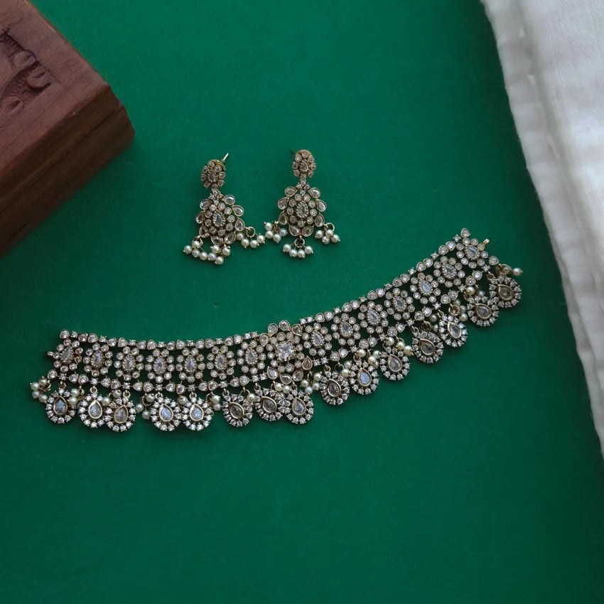 Liana Victorian Choker