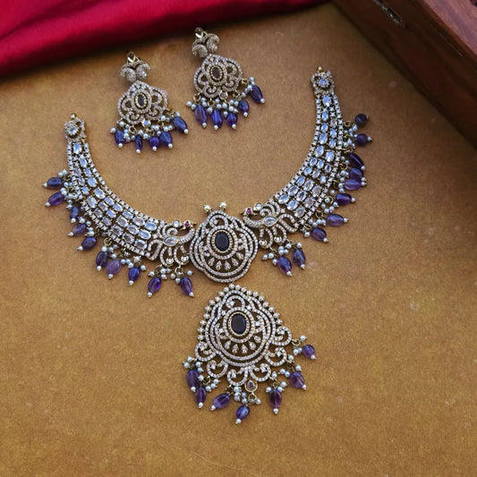 Hera Victorian Purple Neckpiece