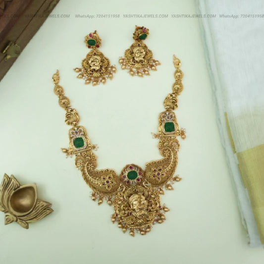 Antqiue finish Bold Bridal Krishna Necklace with earrings | Mid-Length - Vedika