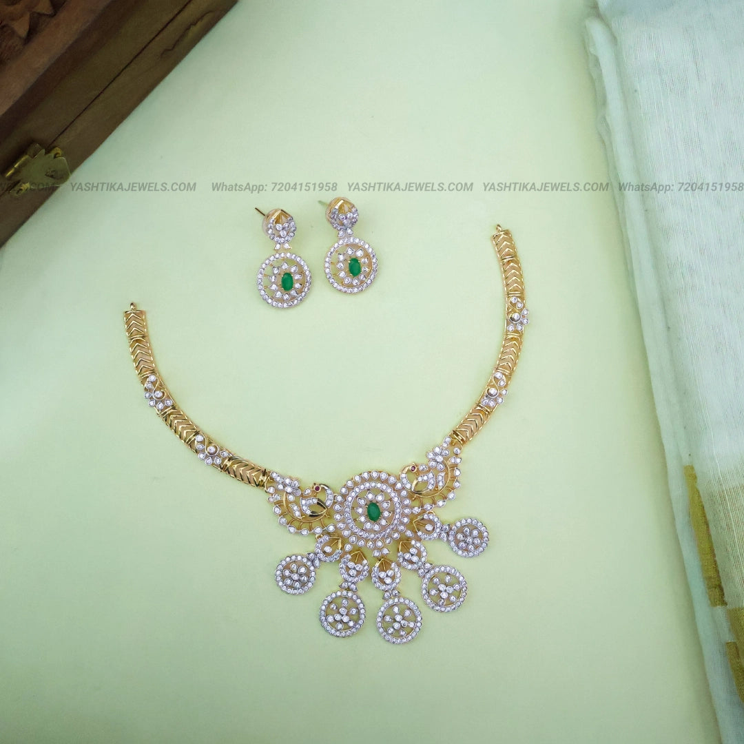 Green Stone Zircon GJ Hasli Necklace Set with Earrings