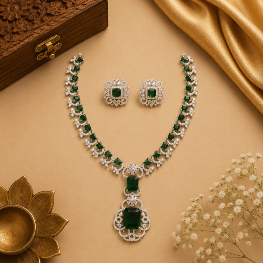 Nita Ambani AD Pendant Neckpiece