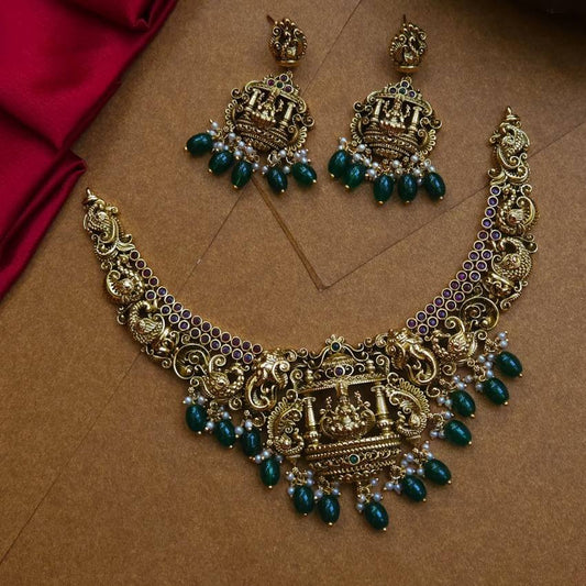 Vruthika Neckpiece