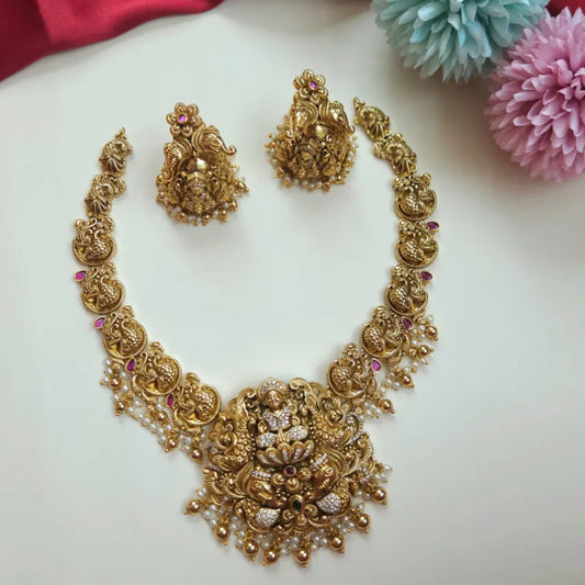 Vanmaye Antique Neckpiece