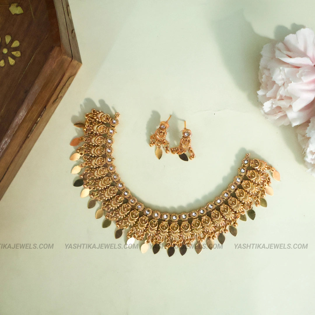 Antique Elakkathali Necklace- Gold Replica